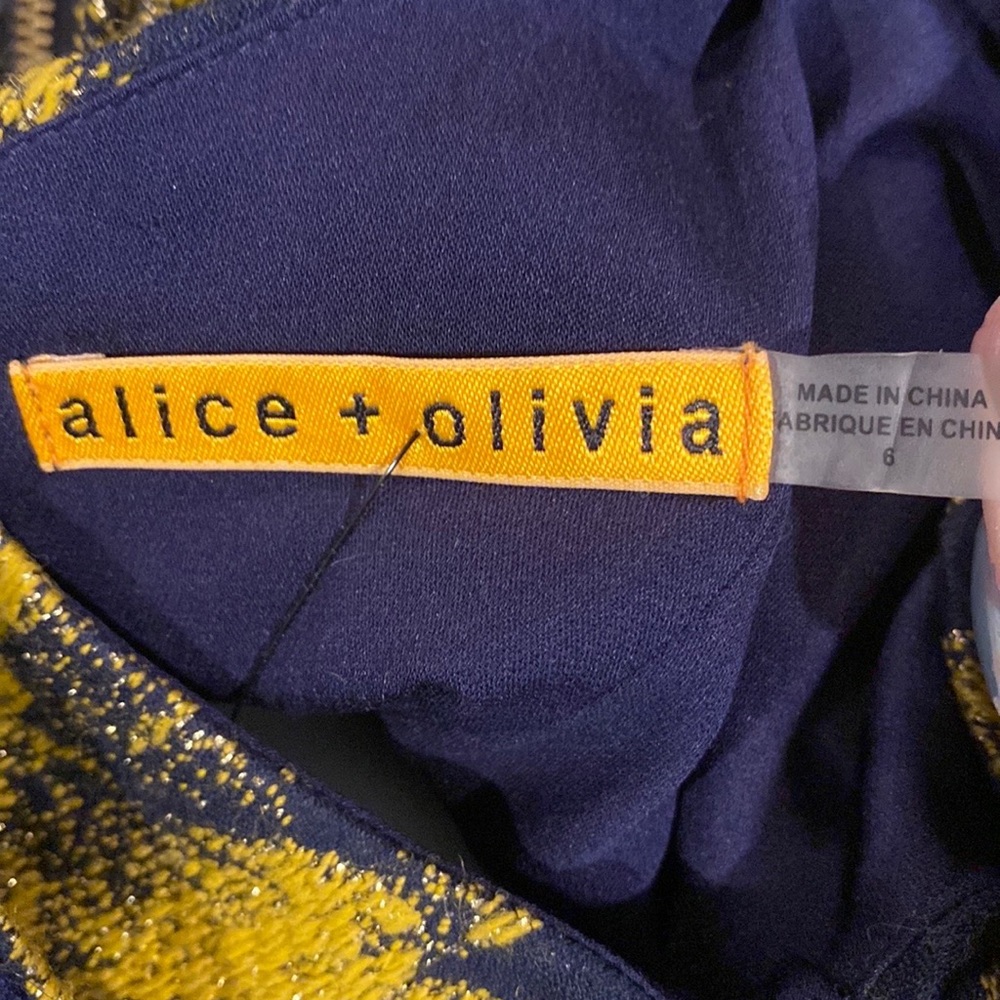 Alice + Olivia “Reese” box pleat flare dress 6 - Picture 5 of 6